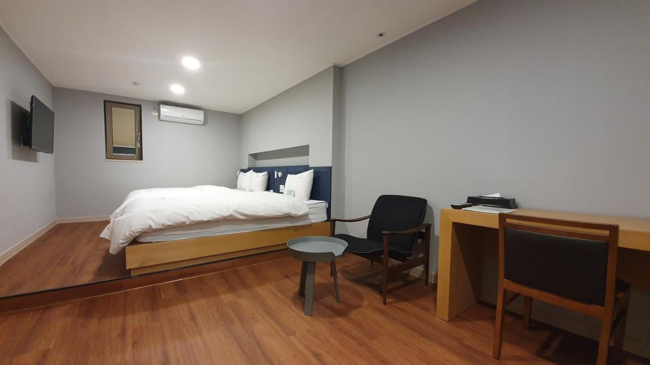 Mini Hotel 141 Gyeongju Exterior photo